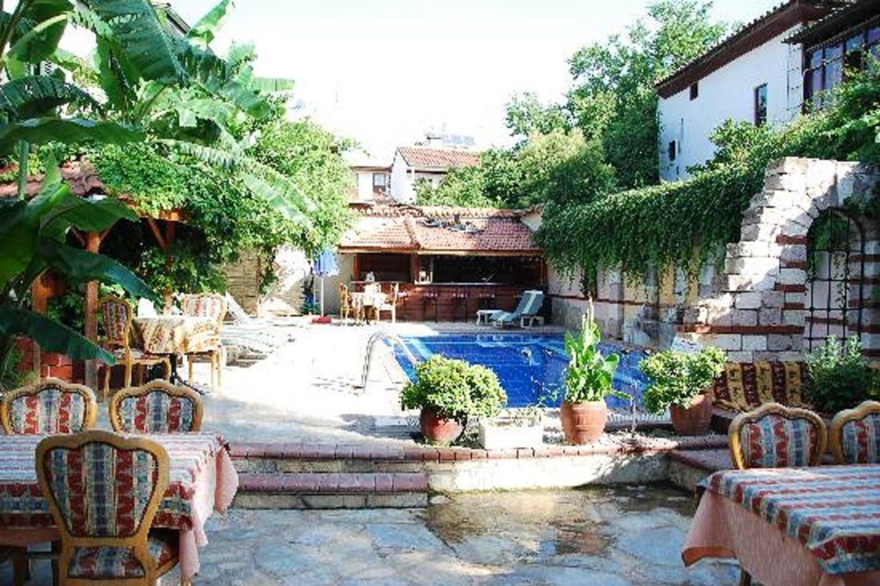 Kaleici Pera Palace Hotel Анталия Екстериор снимка